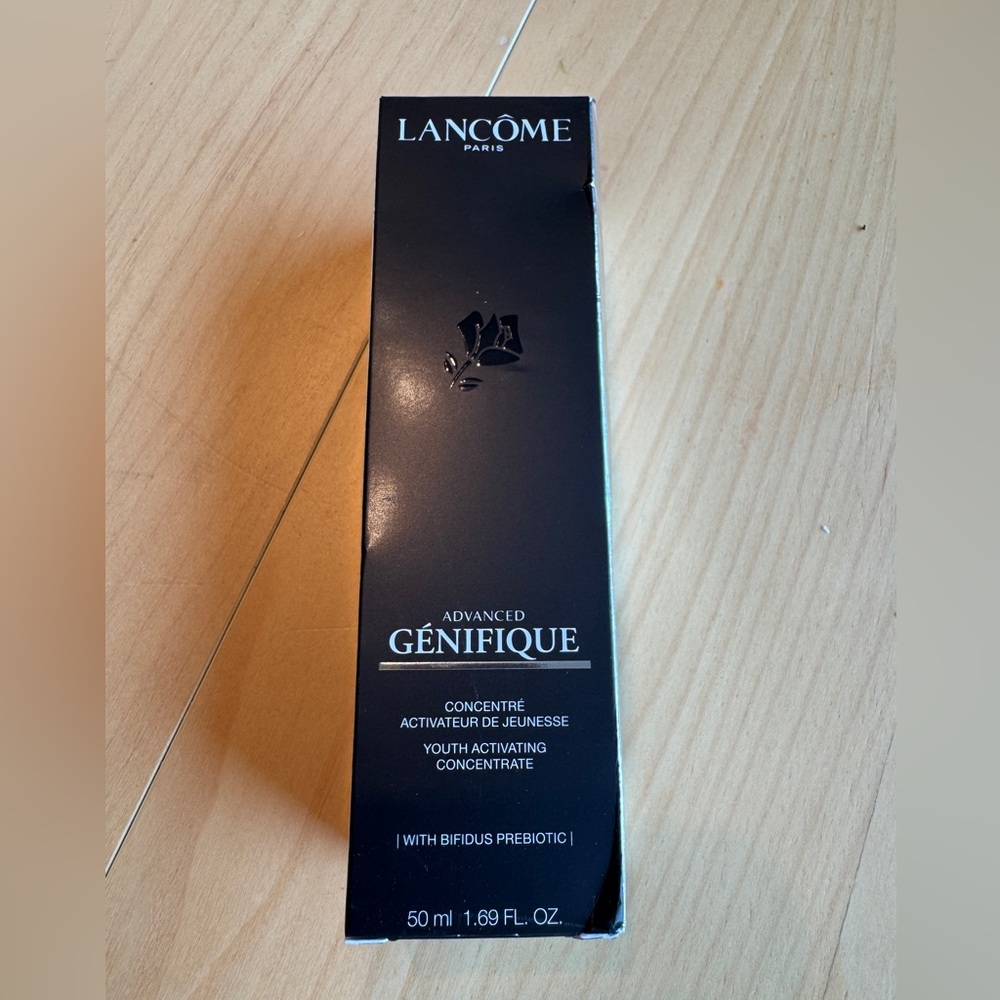 NIB 1.69 Lancome Genifique Concentrate Serum